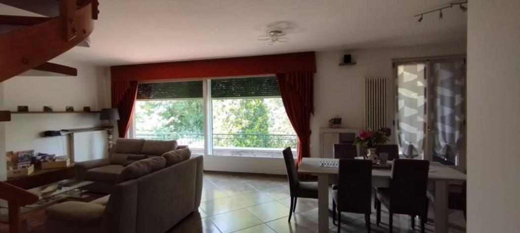 Lukas Home Con Il Cuore Appartamento 3 Camere Al Piano Terra E Appartamento 1 Camera In Taverna Merone Eksteriør bilde